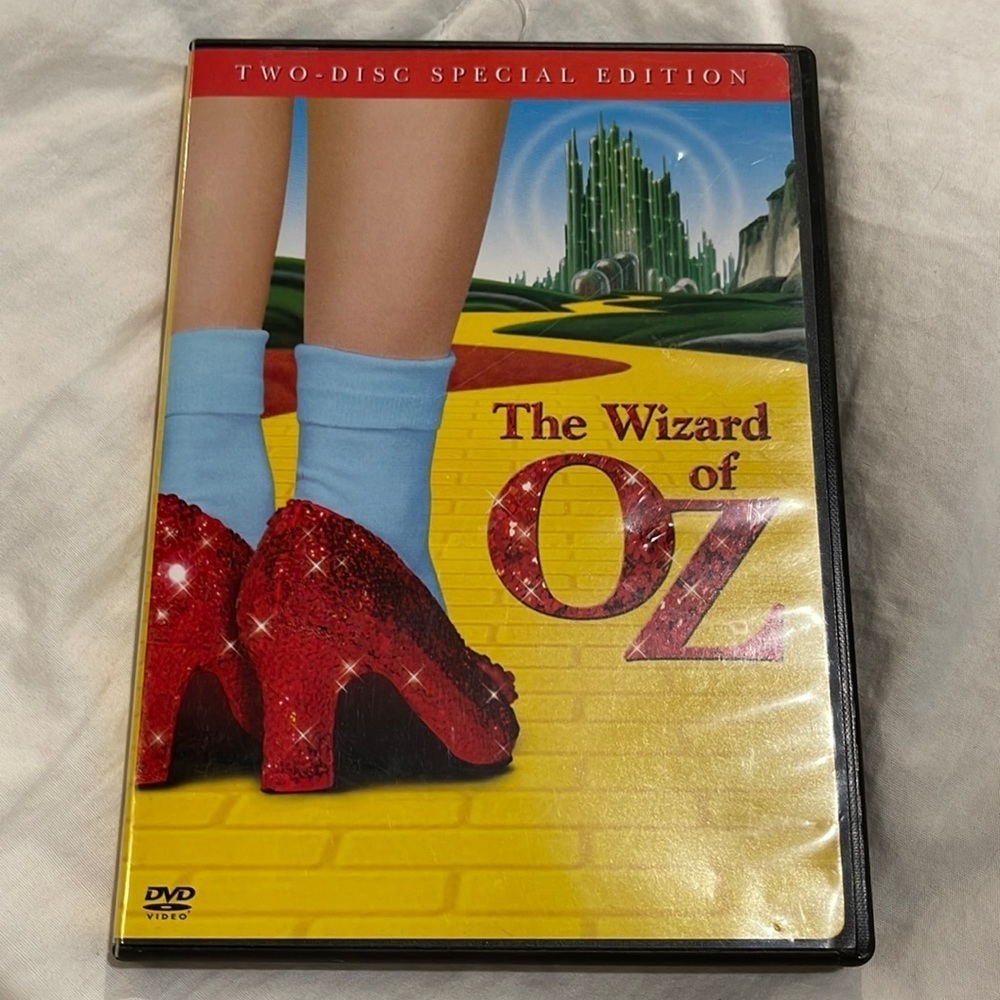 ⭐️THE WIZARD OF OZ MOVIE, DVD GOOD  Condition" TWO DISC SPECIAL EDITION.